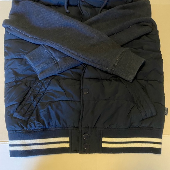 HOLLISTER JACKET - Picture 2 of 3